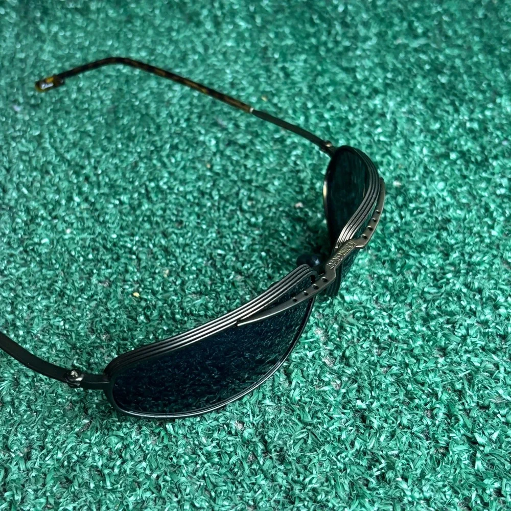Foster Grant Sport Grip Metal Steampunk Cyberpunk Grunge Sunglasses Gold Mens